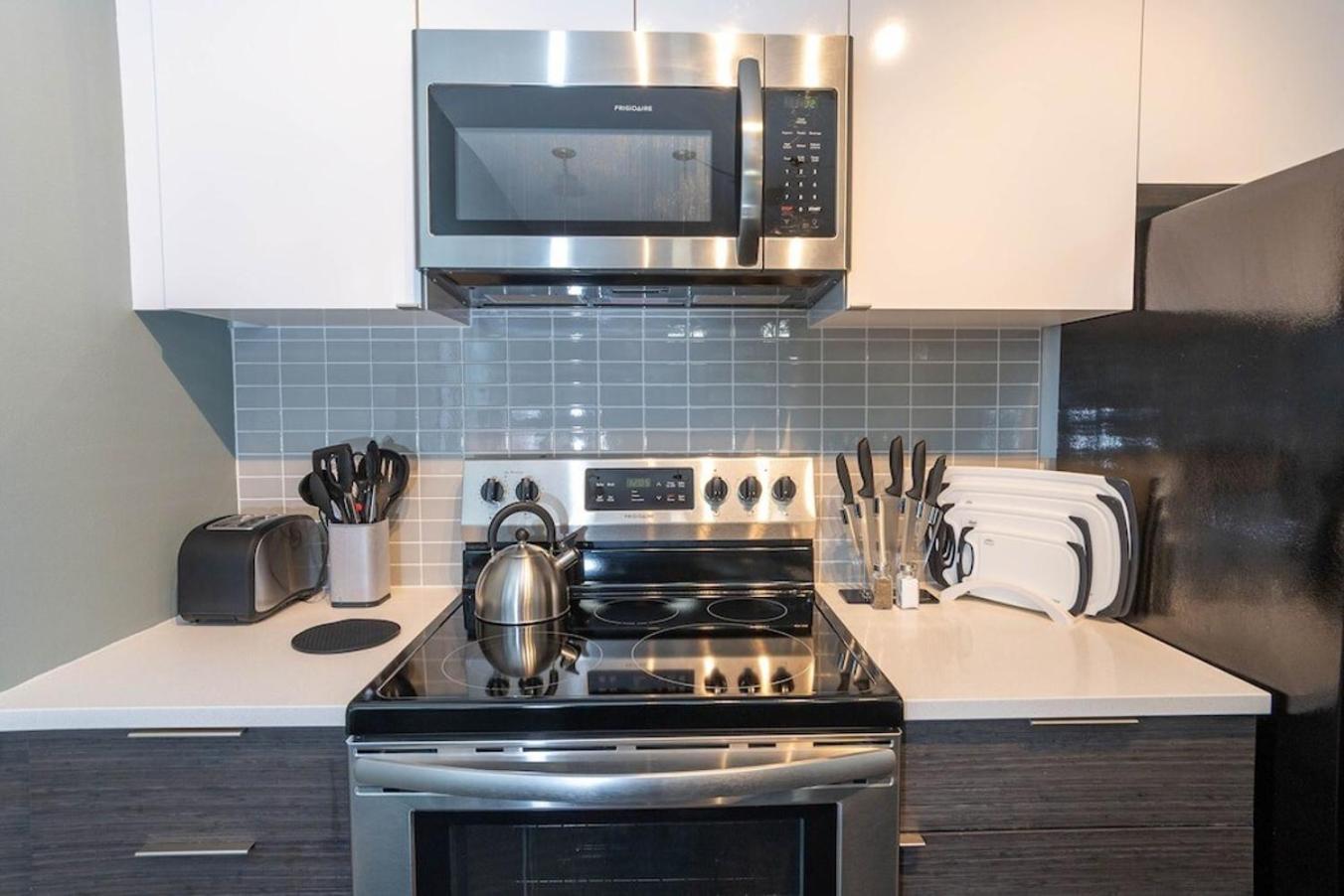 Self Check-In-Washer-Dryer-4Ksmart Tv-King Bed-Gym Tacoma Bagian luar foto