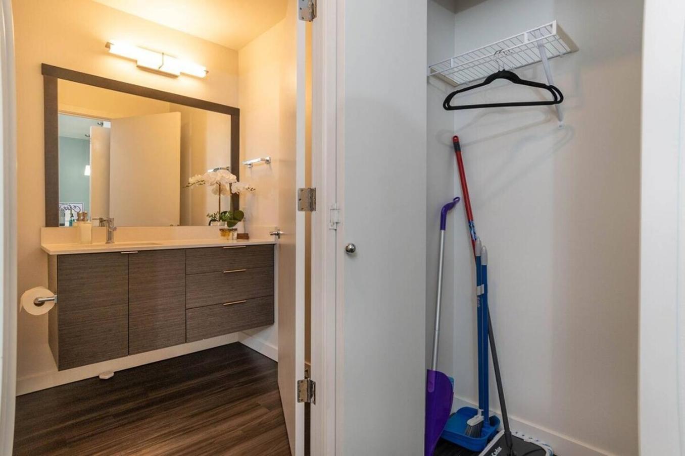 Self Check-In-Washer-Dryer-4Ksmart Tv-King Bed-Gym Tacoma Bagian luar foto