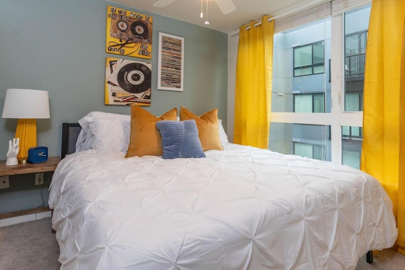 Self Check-In-Washer-Dryer-4Ksmart Tv-King Bed-Gym Tacoma Bagian luar foto